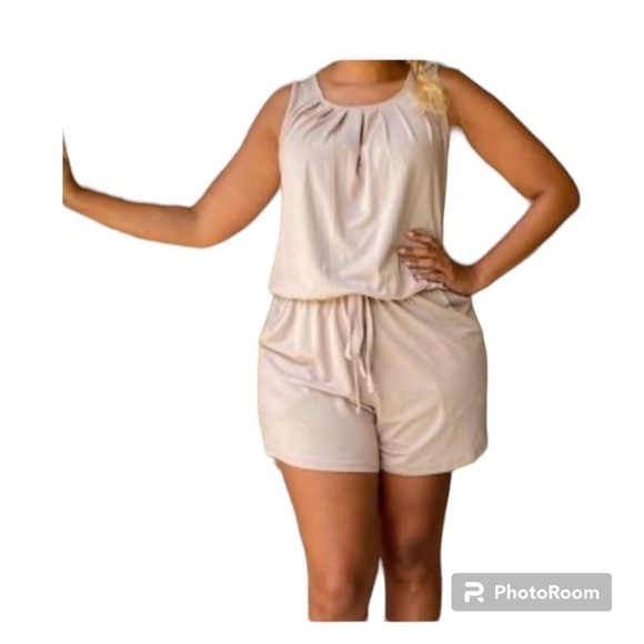 Zenana romper. Tan. Small. NWOT - Picture 1 of 1